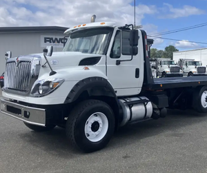 Camión de Remolque de Eje Único DuraStar 4300 International 2018, Listo para Enviar, en Venta - Product Image 1