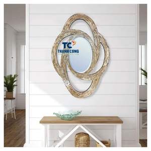 Proveedor confiable de ESPEJOS DE RATÁN para proyectos de interiorismo B2B con un refinado aspecto de ESPEJO DE RATÁN Ondulado y precios competitivos al por mayor - Product Image 1