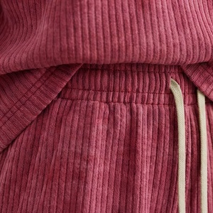 Conjunto de 2 Piezas para Mujer, Shorts de Algodón Acordonado, Cuello Redondo, Manga Corta, Color Sólido, Corte Holgado, Casual, por Encima de la Rodilla, Ropa de Verano - Product Image 5