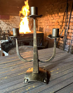 เชิงเทียนเหล็กดัดวินเทจแบบโบราณสำหรับตกแต่งบ้านเชิงเทียนโลหะเทียนสามอันสำหรับคริสต์มาสเทียนอื่นๆ - Product Image 2