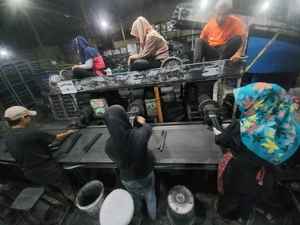 Fabrication indonésienne de briquettes de barbecue au charbon de bois et à la noix de coco - Product Image 4