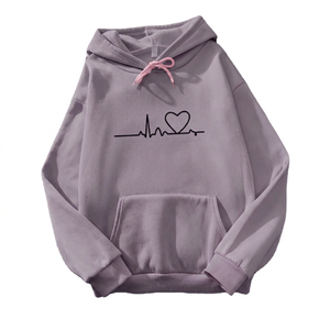 Sudadera con Capucha Rosa Unisex con Bordado de Corazón, 100% Algodón, Corte Largo y Holgado, Estilo Casual, Ecológica, para Otoño - Product Image 6