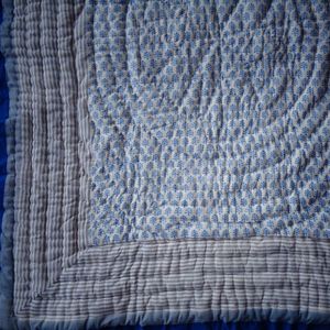 Nouvelle tendance : Couette bébé faite main, Couette pour tout-petit motif floral bleu, Literie enfant toutes saisons, Housse de couette classique pour la maison - Product Image 3