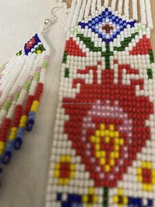 Collier de perles de verre de luxe avec broderie complexe Bijoux faits à la main parfaits pour améliorer toute tenue spéciale - Product Image 4