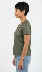 Blusa Elegante Formal de Manga Corta con Cuello en V de Cuero Verde Oliva para Mujer, Camiseta de Moda Premium, Fabricación Personalizada de Verano - Product Image 4