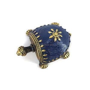 Tortuga Dhokra de Latón Rojo Hecha a Mano de 3.5 Pulgadas – Decoración de Lujo para el Hogar en Metal Campanillero - Product Image 1