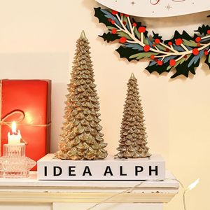 Set di 2 Alberi di Natale in Resina Dorata con Glitter, Decorazioni da Tavolo, Piccoli Alberi di Natale Decorativi e Statuette Natalizie - Product Image 1