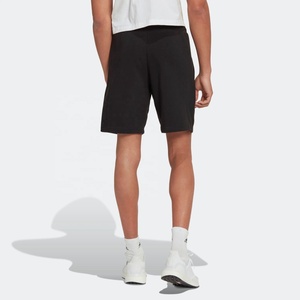 Pantalones cortos deportivos Jet Black Ajuste regular con cordón de cintura elástica 100% algodón 70% algodón 30% forro polar de poliéster reciclado - Product Image 3