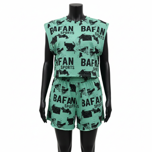 ชุดเสื้อยืดแขนกุดและกางเกงขาสั้นผู้หญิง ผ้าฝ้าย 100% 200 GSM ผ้าฝ้ายโพลีเอสเตอร์พรีเมียม สีเขียวมิ้นท์ พิมพ์ลายกราฟิก พร้อมโลโก้แบบกำหนดเอง - Product Image 6