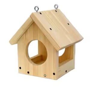 Comedero para Pájaros de Madera Natural con Techo Negro, Comedero de Pared Tipo Cabaña para Alimentación Diaria en Jardín Exterior - Product Image 5