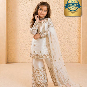 Ensemble Sharara ethnique de luxe pour enfants avec broderies de sequins et manches fantaisie – Tenue de mariage et de festival - Product Image 2
