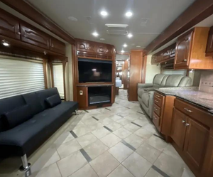 Autocaravanas de Lujo Usadas, Modelo 2010, C-O-U-N-T-R-Y RV C-O-A-C-H INSPIRE 360 - Product Image 3