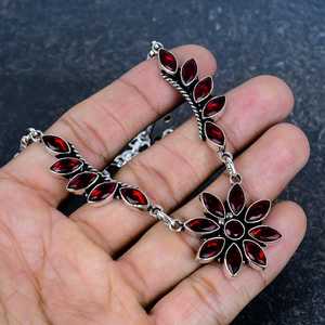 Élégant pendentif vintage en grenat rouge avec serti clos, en argent sterling 925, chaîne ajustable, fait main, cadeau de bijoux de fiançailles - Product Image 2