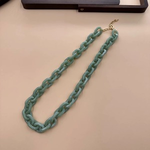Collar de Resina Hecho a Mano, Joyería de Moda, Collar de Resina con Forma Irregular, Diseño de Joyería - Product Image 6