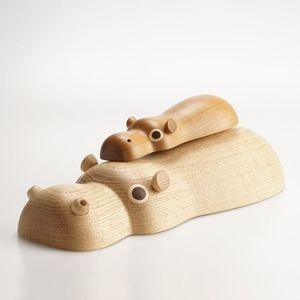 Sculpture en bois élégante pour la décoration intérieure, idéale pour offrir en cadeau - Product Image 4