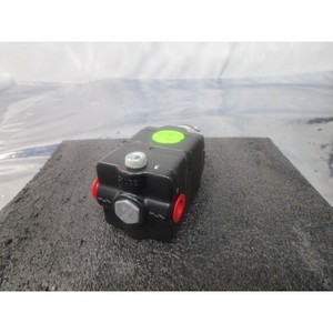 Régulateur de pression multi-étages Fairchild modèle 80D - Équipements et pièces semi-conducteurs d'occasion fiables à l'échelle mondiale - Product Image 2
