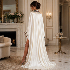 Robe mini-corset de luxe faite à la main et ornée d'un cape |   Robe de soirée cocktail sans bretelles en perles de cristal, écologique et élégante - Product Image 4