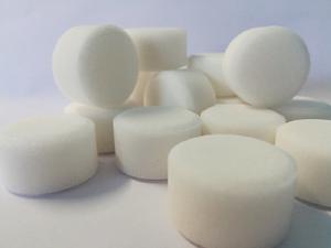 Tablettes de sel de chlorure de sodium de haute qualité pour adoucisseurs d'eau, qualité industrielle et alimentaire, fournisseur en gros pour l'exportation - Product Image 1