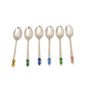 Ensemble de cuillères de service en acier inoxydable de haute qualité avec un design unique couverts de luxe au look royal pour restaurant, mariage, maison et hôtel - Product Image 1