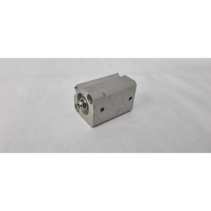 SMC CDQ2B20-20D - อุปกรณ์และชิ้นส่วนเซมิคอนดักเตอร์ระดับโลกที่เชื่อถือได้ - Product Image 2