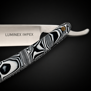 Navaja de Afeitar Recta Vintage Luminex Impex con Mango de Concha de Abulón y Acero al Carbono, Lista para Usar en Barberías y Salones - Product Image 2
