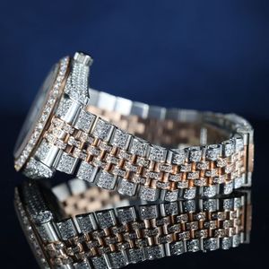 Reloj Mecánico de Alta Gama con Moissanita, Correa de 16 mm y Esfera con Agujas para Profesionales de Negocios, Disponible para la Venta - Product Image 5