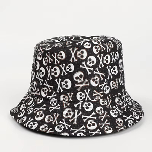 Chapeau bob noir unisexe avec imprimé crâne et os croisés blancs, style punk, décontracté, pour le printemps et l'été - Product Image 1