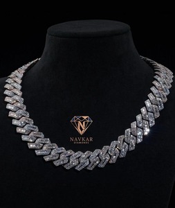 Elegante collar de cadena cubana con moissanita, diseño de joyería fina para uso diario y eventos, disponible al mejor precio. - Product Image 3