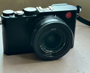กล้องมิเรอร์เลส D-LUX109 ใช้เซ็นเซอร์ CMOS 12.8 ล้านพิกเซล เลนส์ 24-75 มม. ถ่ายวิดีโอ 4K พร้อมระบบกันสั่น แบตเตอรี่ลิเธียมขนาด 2"-3" รองรับ SD Card - Product Image 3