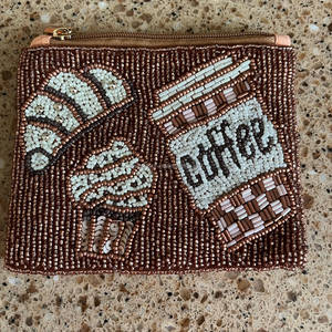 Monedero de Moda para Amantes del Café, Hecho a Mano con Cuentas y Flores, Monedero Personalizado con Cierre de Cremallera y Asa, Capacidad de 1L - Product Image 3
