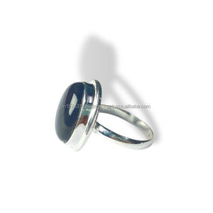 แหวนเงินแท้ 925 ประดับพลอยลาบราดอไรต์สีน้ำเงินไฟทรงรี แบบฝังขอบ สำหรับงานแต่งงาน ขายส่ง - Product Image 2