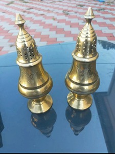 Gold Design <b>Engraved</b> Salt Shaker Elegant Tableware Perfect For Stylish Dining And Premium Kitchen Use Wholesale From India - Product Image 3