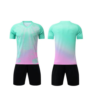 Uniforme de Fútbol Personalizado Unisex, Transpirable, de Manga Corta, Sublimado, 100% Poliéster, Antibacteriano, Cuello en V, Cintura Elástica, Gratis - Product Image 3