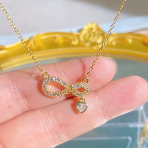 Collar con Forma de Corazón para Mujer en Acero Inoxidable 304 con Baño de Oro de 0.03µm de Espesor con Incrustaciones de Circonio en Cadena de Cable - Product Image 3