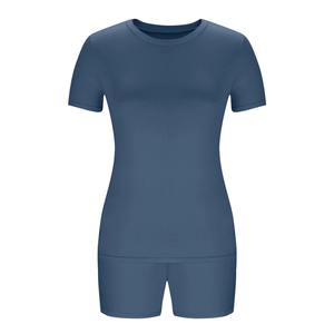 Tenues d'entraînement deux pièces pour femmes, t-shirt ample à manches courtes avec short legging, vêtements de sport d'été pour le yoga et la gym - Product Image 5