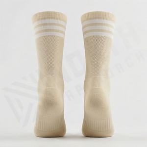 Chaussettes de football personnalisées pour jeunes, antidérapantes, respirantes, couleur personnalisable, équipement d'entraînement athlétique de performance - Product Image 2