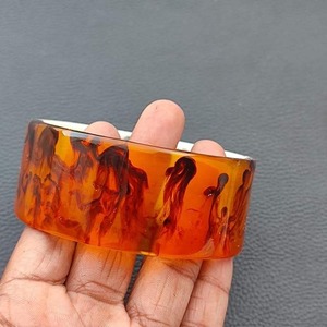 Pulseras de Resina Hechas a Mano, Joyería Premium TCE Tce00, Impresión Digital, Color Liso, 80g, Accesorios de Moda para Mujer, Venta al Por Mayor, Exportación - Product Image 5