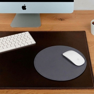 Tapis de souris rond en cuir de vachette lisse bleu marine, avec dos en suède véritable, bord cousu lisse, accessoires de bureau - Product Image 2