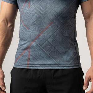 Camiseta de Compresión para Hombre, Fabricada por Sewing Hub Industry, Antiarrugas, Transpirable, Textura Suave, Tejido Duradero - Product Image 4