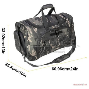 Bolsa de lona de alta calidad hecha en Pakistán con logo personalizado, de gran capacidad, de poliéster, para gimnasio y deportes. - Product Image 2
