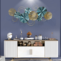Décoration Murale Métallique 3D Luxe Feuille de Lotus, Sculpture Botanique Rétro Bleu Doré pour Salon, Chambre, Couloir – Élégante Décoration Intérieure