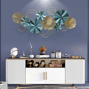 Décoration Murale Métallique 3D Luxe Feuille de Lotus, Sculpture Botanique Rétro Bleu Doré pour Salon, Chambre, Couloir – Élégante Décoration Intérieure - Product Image 4