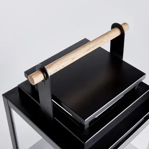 Lanterne moderne en acier inoxydable avec poignée en bois et panneaux en verre pour la Saint-Valentin, activités religieuses, décoration intérieure/extérieure - Product Image 4