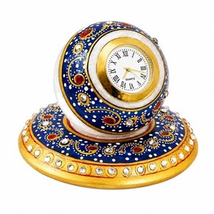 Reloj de Escritorio Esférico de Mármol Azul Real Premium, Hecho a Mano, con Piedras Preciosas Kundan y Arte Meenakari - Product Image 1