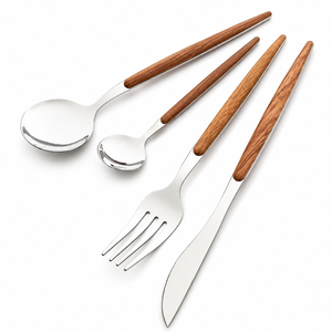 Ensemble de couverts élégants au design moderne en acier inoxydable avec manches en bois, finition super polie miroir, vaisselle de luxe pour les fêtes, robuste et durable - Product Image 1