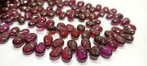 Rodonita natural granate, cuentas lisas en forma de pera de 4 a 7 mm, se venden por hebra de 8 pulgadas de largo. - Product Image 3
