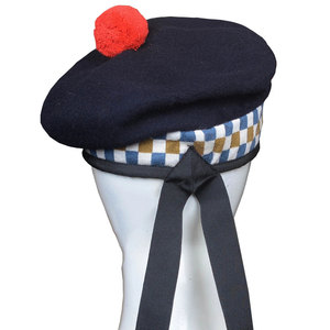 Gorro Balmoral 100% Lana Azul Blanco Dorado Hecho a Mano Escocés OEM ODM Gorros Tradicionales para Kilt - Product Image 3