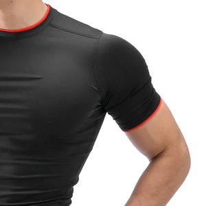 Chemise de compression athlétique noire pour hommes, respirante, à séchage rapide, extensible, à manches courtes, pour l'entraînement en salle de sport, haut de sport - Product Image 5