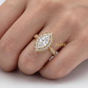 Anillo de Compromiso de Diamante Cultivado en Laboratorio de Lujo, Forma Marquesa, Diseño Vintage Milgrain, Anillo de Boda de Oro Sólido de 18K para Mujer - Product Image 2