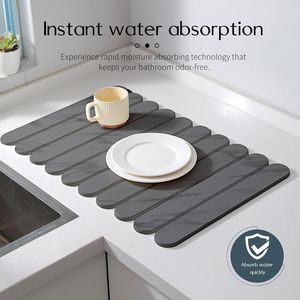 Grandi Tappetini Asciugapiatti in Pietra Grigia da 24x16 Pollici, Super Assorbenti, Ecologici, in Diatomite, Asciugamani da Cucina Pieghevoli ad Asciugatura Rapida - Product Image 3